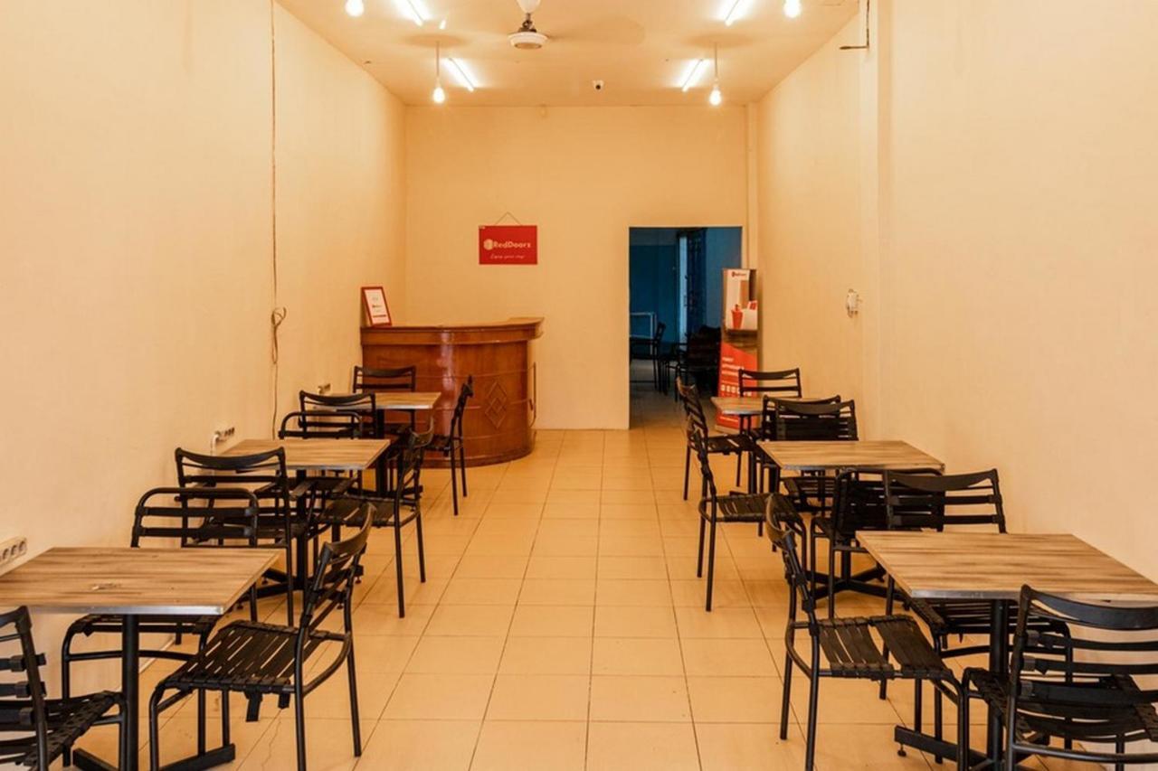 Reddoorz Syariah @ Jalan Setiabudi Medan 3 מראה חיצוני תמונה